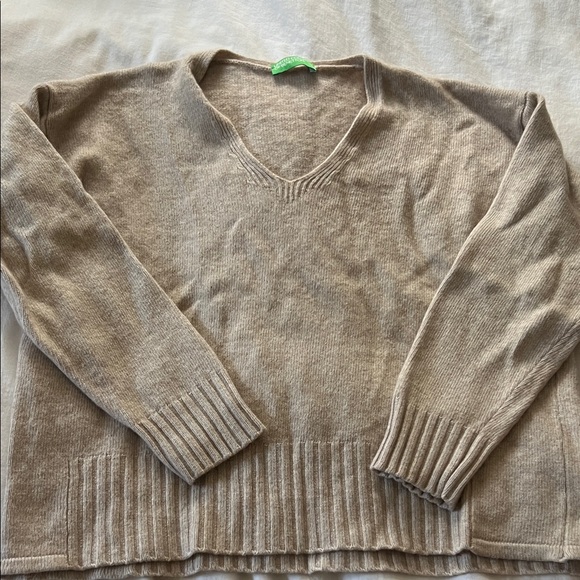 United Colors Of Benetton Light Brown Knit Top - Picture 1 of 2